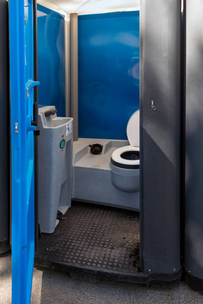 Porta potty delivery and setup in Monmouth Junction, NJ